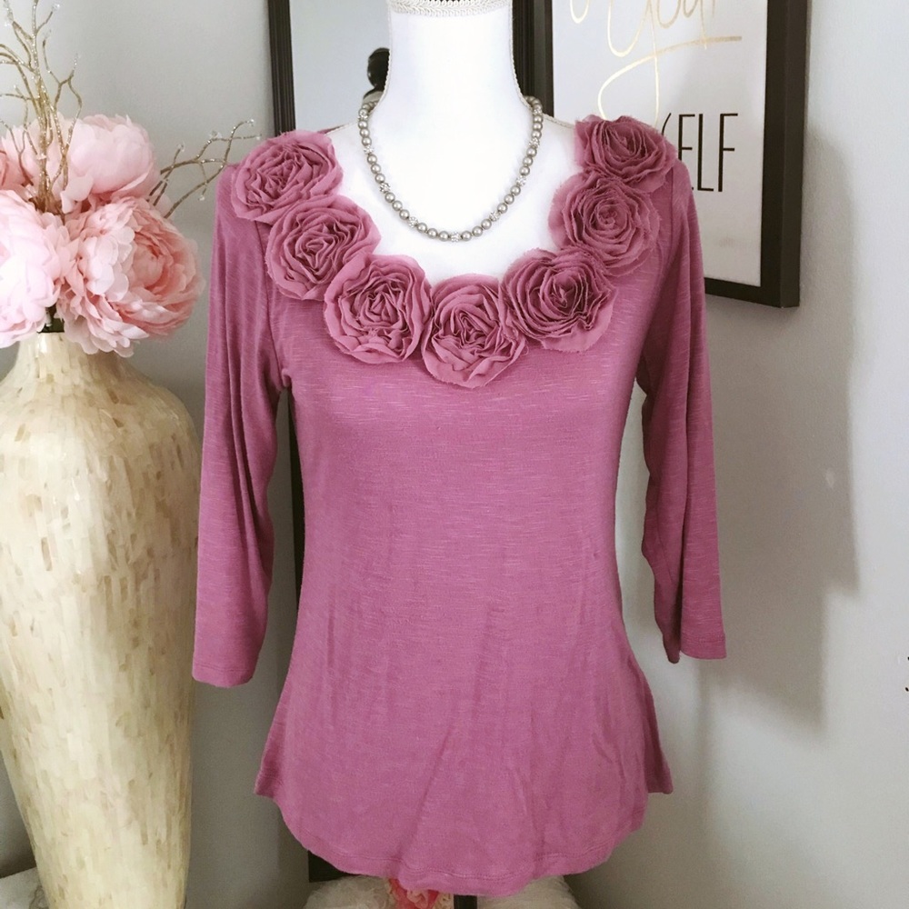 Medium flower top